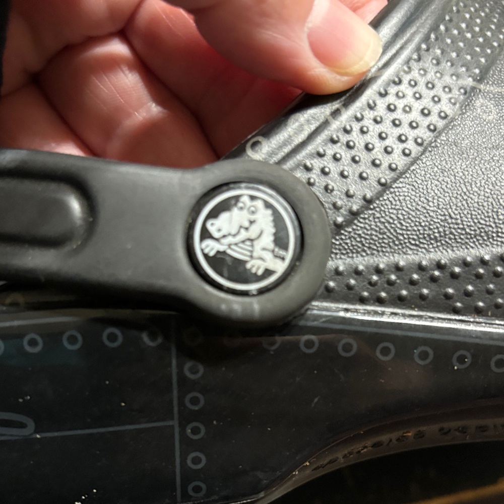 Crocs - Ron English with Colorful Charms - Picture 5 of 12
